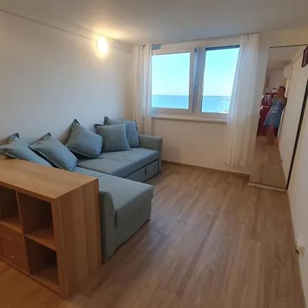 Cadet 1005 Apartment *